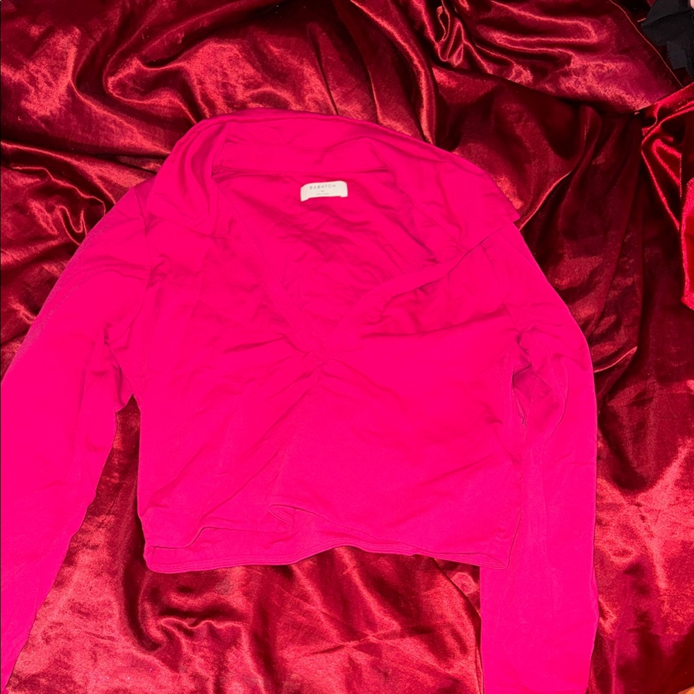 Babaton Fuchsia Long Sleeve Crop Top